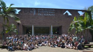 XXXIII Jornadas Argentinas de Mastozoología (Puerto Iguazú, Misiones, Argentina, 2022): foto grupal